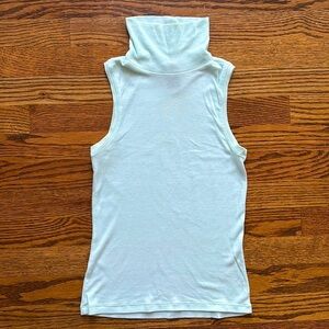 Banana Republic sleeveless mock neck turtleneck